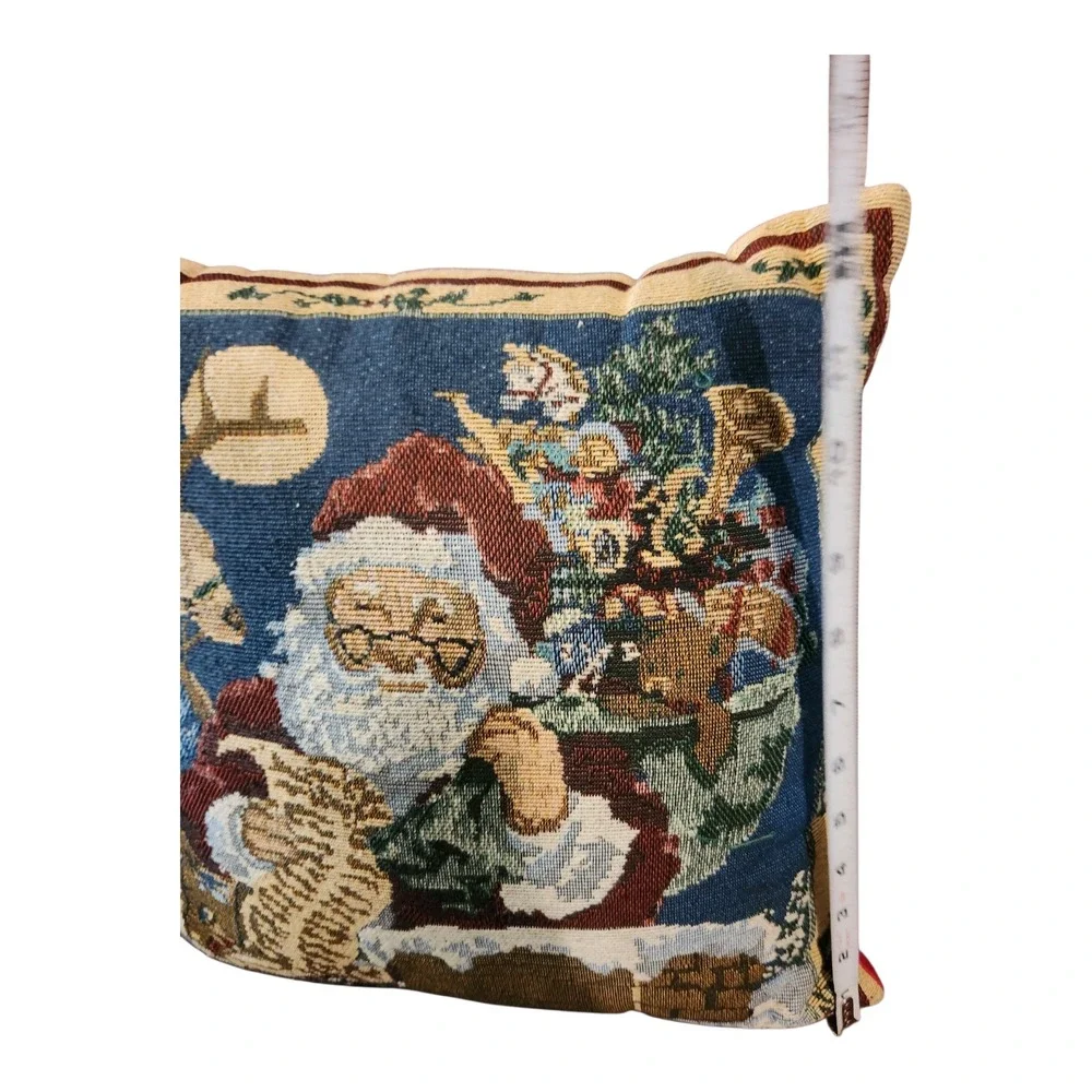 N/A festive throw